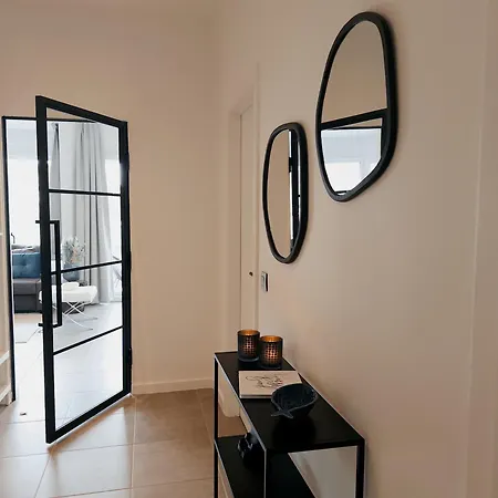 Seaside Living - Stella Apartment *